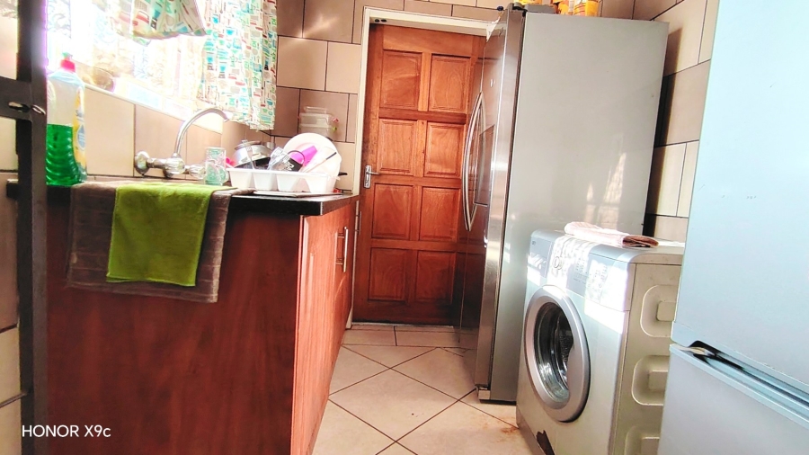 Commercial Property for Sale in Van Der Westhuizen Gauteng