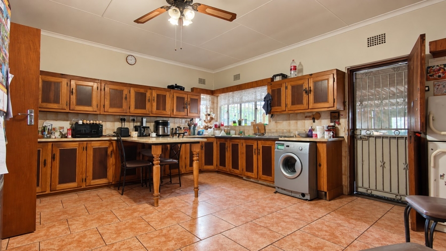 Commercial Property for Sale in Boltonwold Gauteng