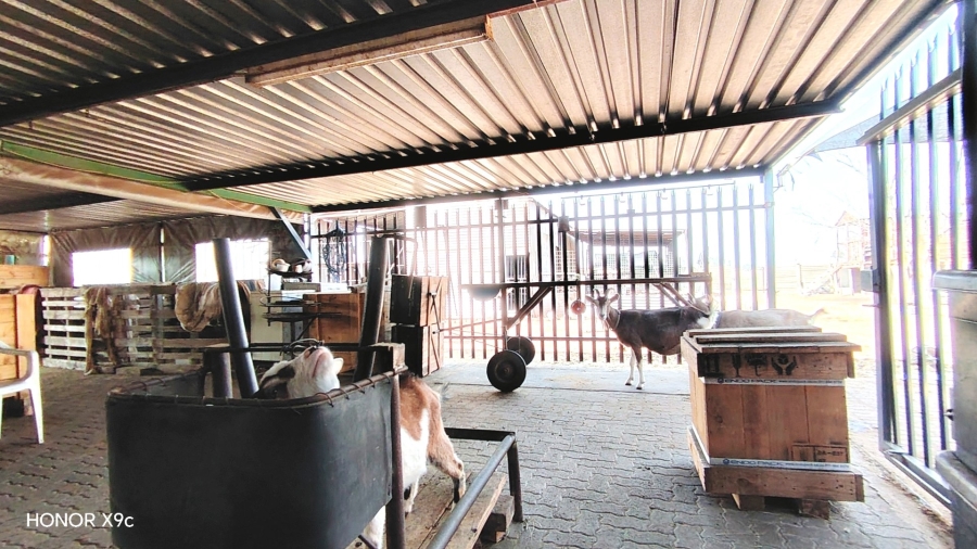 Commercial Property for Sale in Boltonwold Gauteng