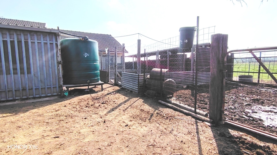 Commercial Property for Sale in Boltonwold Gauteng