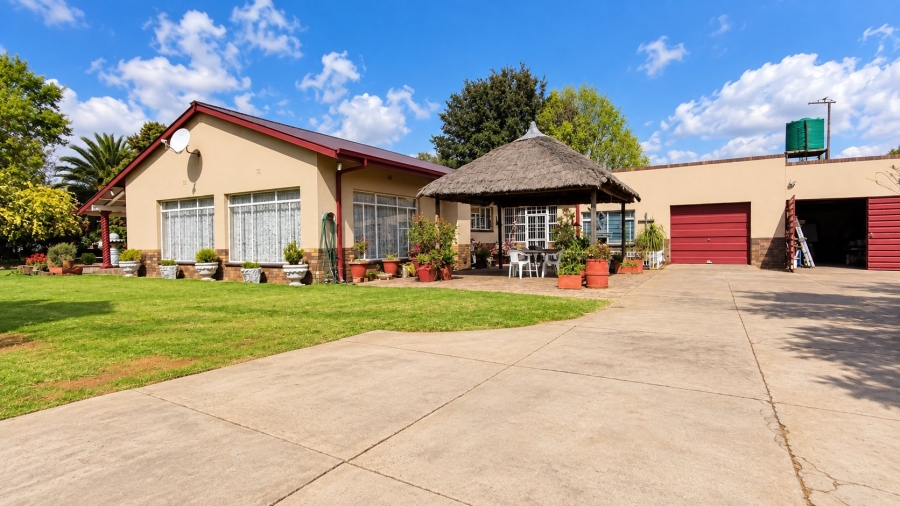 Commercial Property for Sale in Mooilande Gauteng