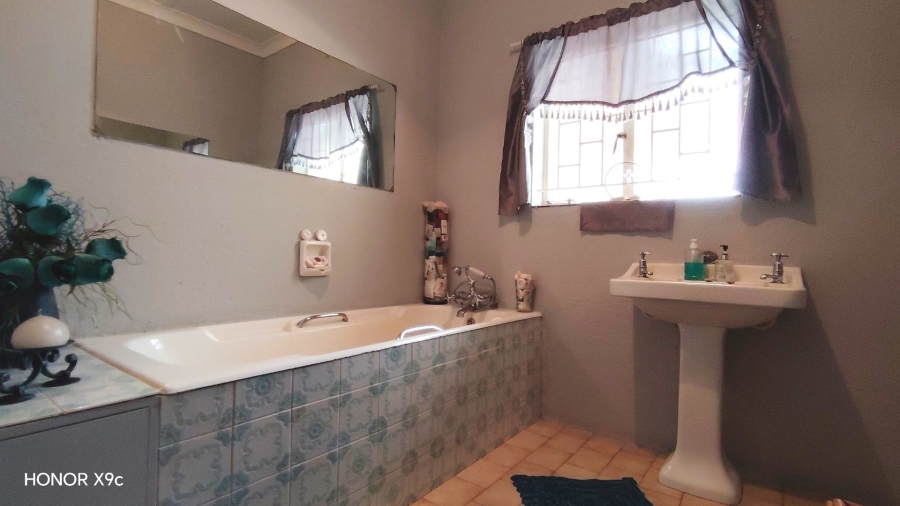 Commercial Property for Sale in Mooilande Gauteng