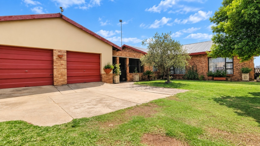 Commercial Property for Sale in Mooilande Gauteng