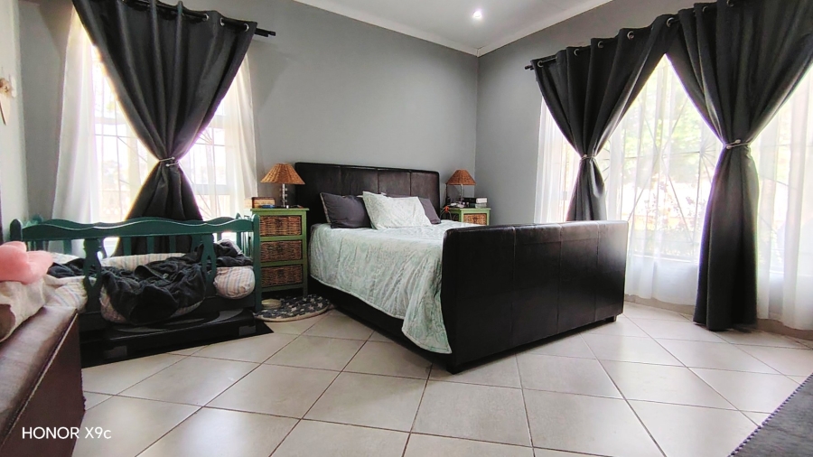 Commercial Property for Sale in Mooilande Gauteng