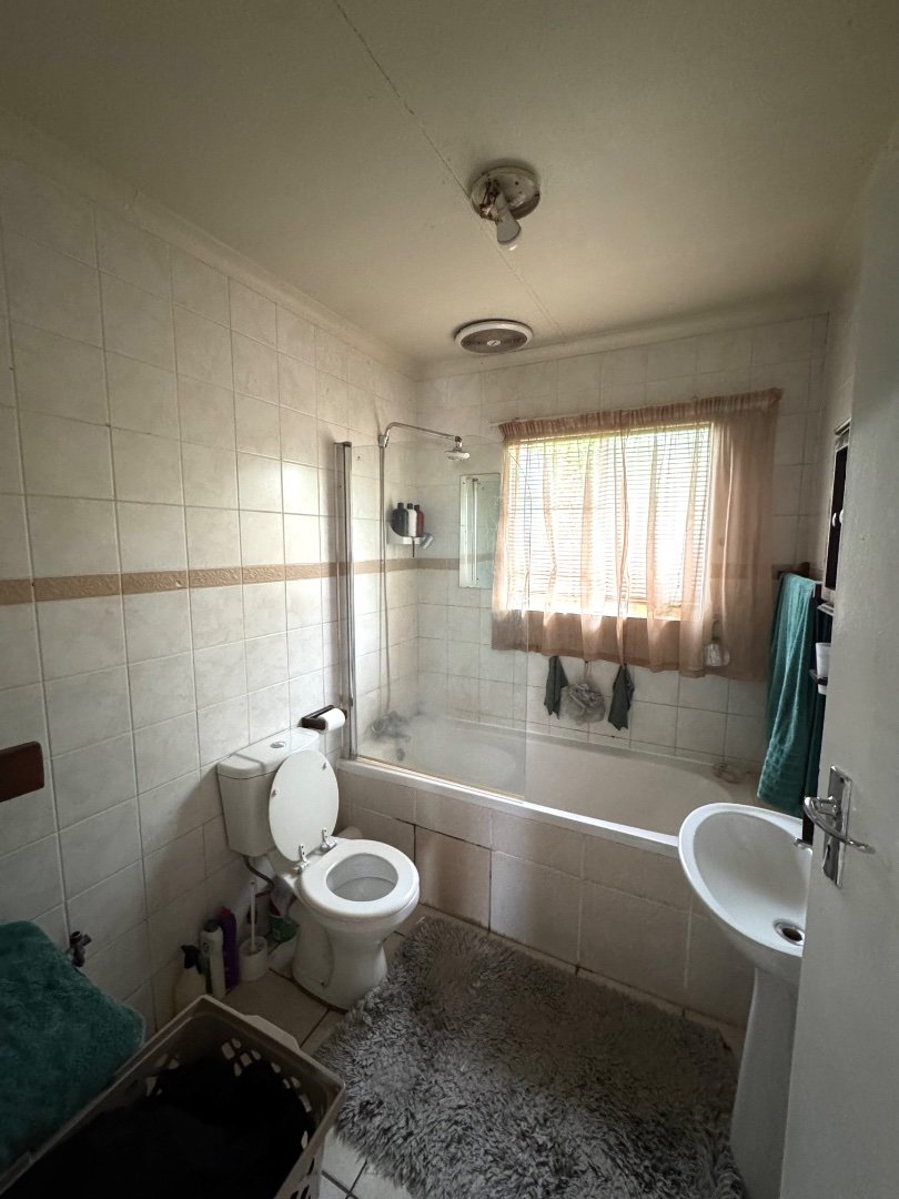 2 Bedroom Property for Sale in Annlin Gauteng