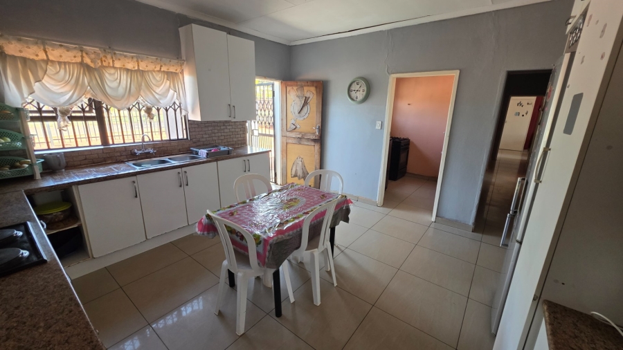 3 Bedroom Property for Sale in The Orchards Gauteng