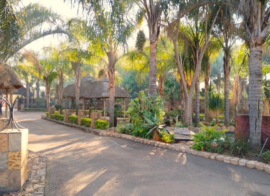 5 Bedroom Property for Sale in Doornpoort Gauteng