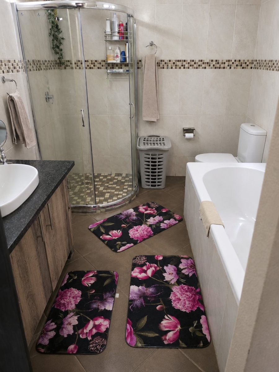 3 Bedroom Property for Sale in Florauna Gauteng