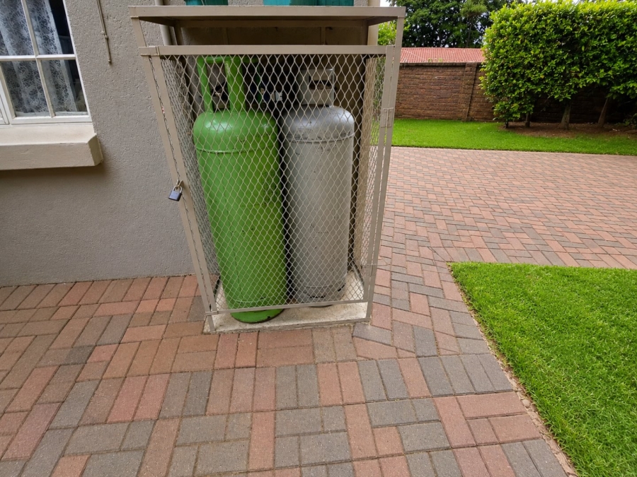 3 Bedroom Property for Sale in Florauna Gauteng