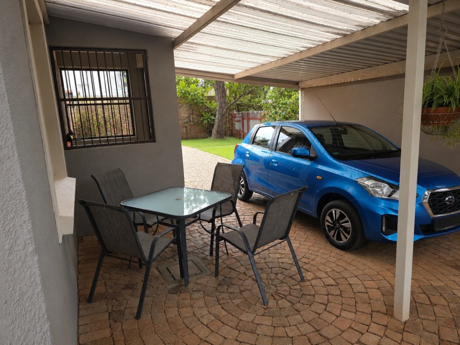 3 Bedroom Property for Sale in Florauna Gauteng