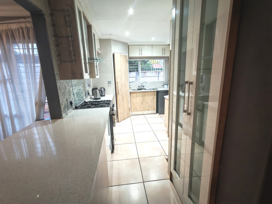 2 Bedroom Property for Sale in Doornpoort Gauteng