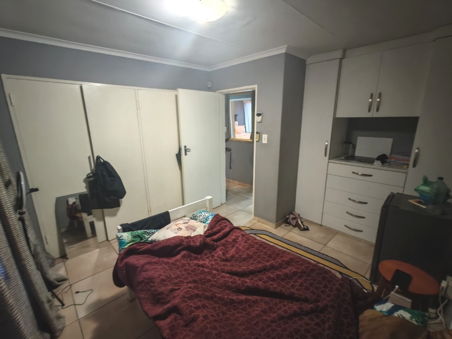 2 Bedroom Property for Sale in Doornpoort Gauteng