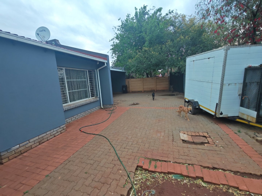2 Bedroom Property for Sale in Doornpoort Gauteng