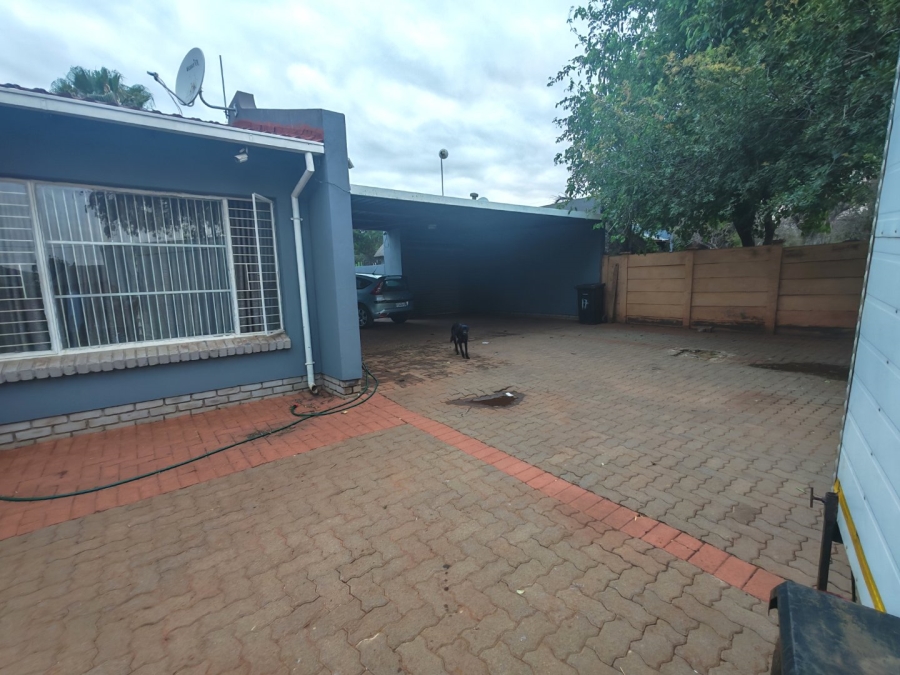 2 Bedroom Property for Sale in Doornpoort Gauteng