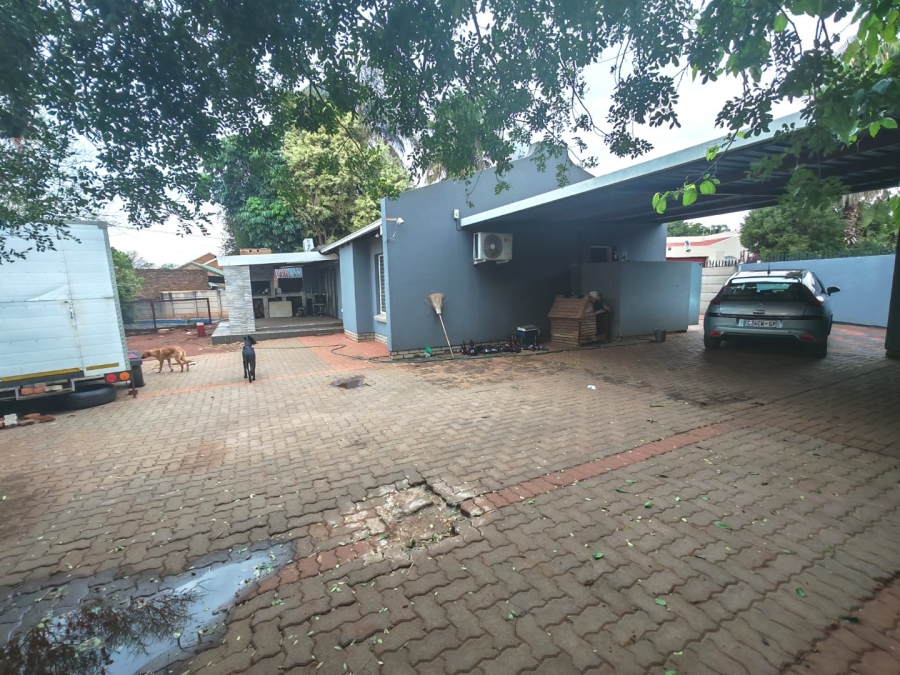 2 Bedroom Property for Sale in Doornpoort Gauteng