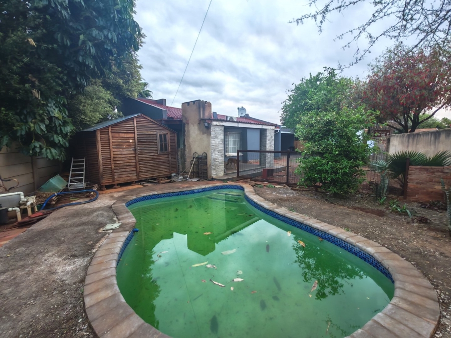 2 Bedroom Property for Sale in Doornpoort Gauteng