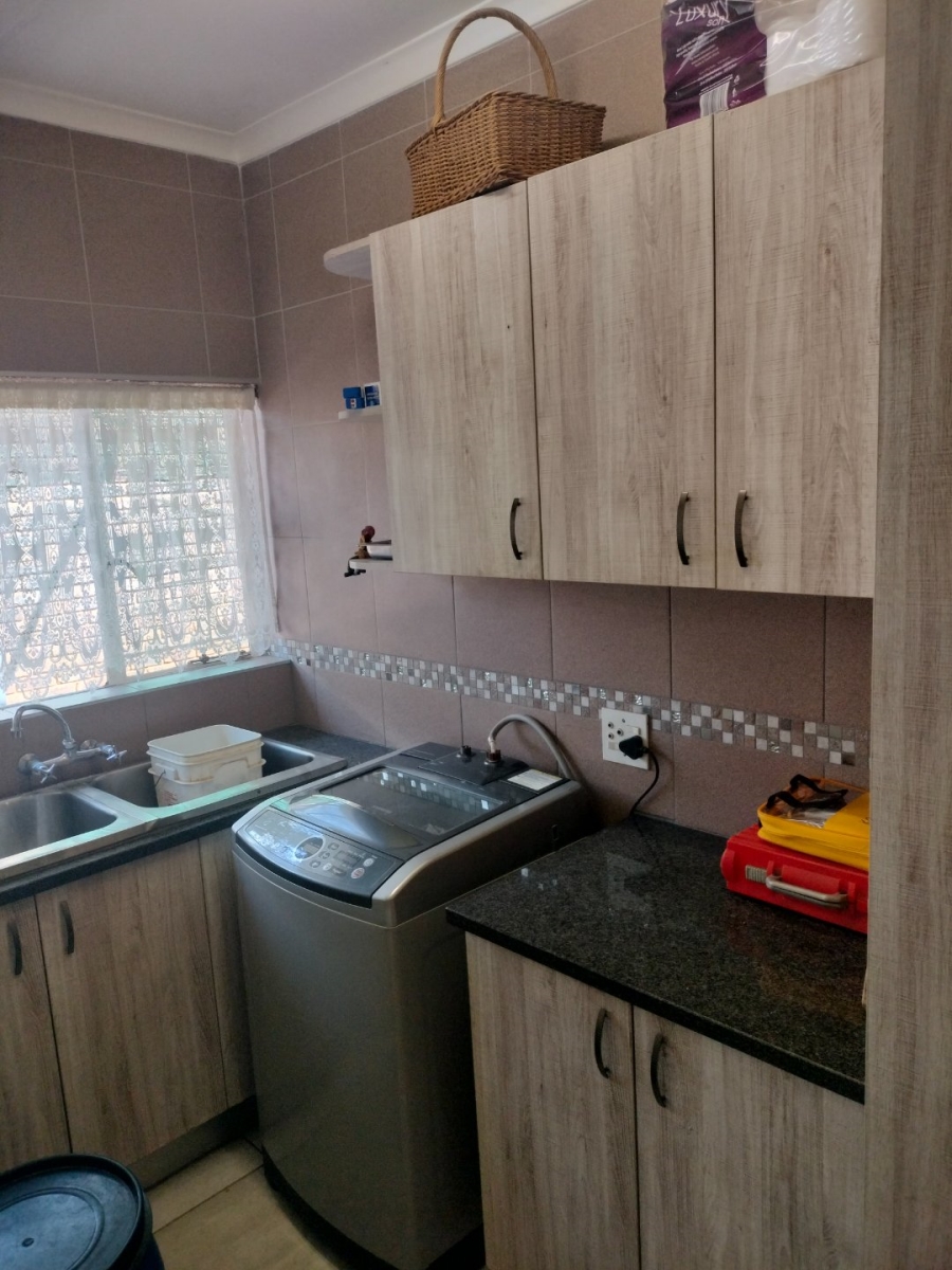 4 Bedroom Property for Sale in Sinoville Gauteng