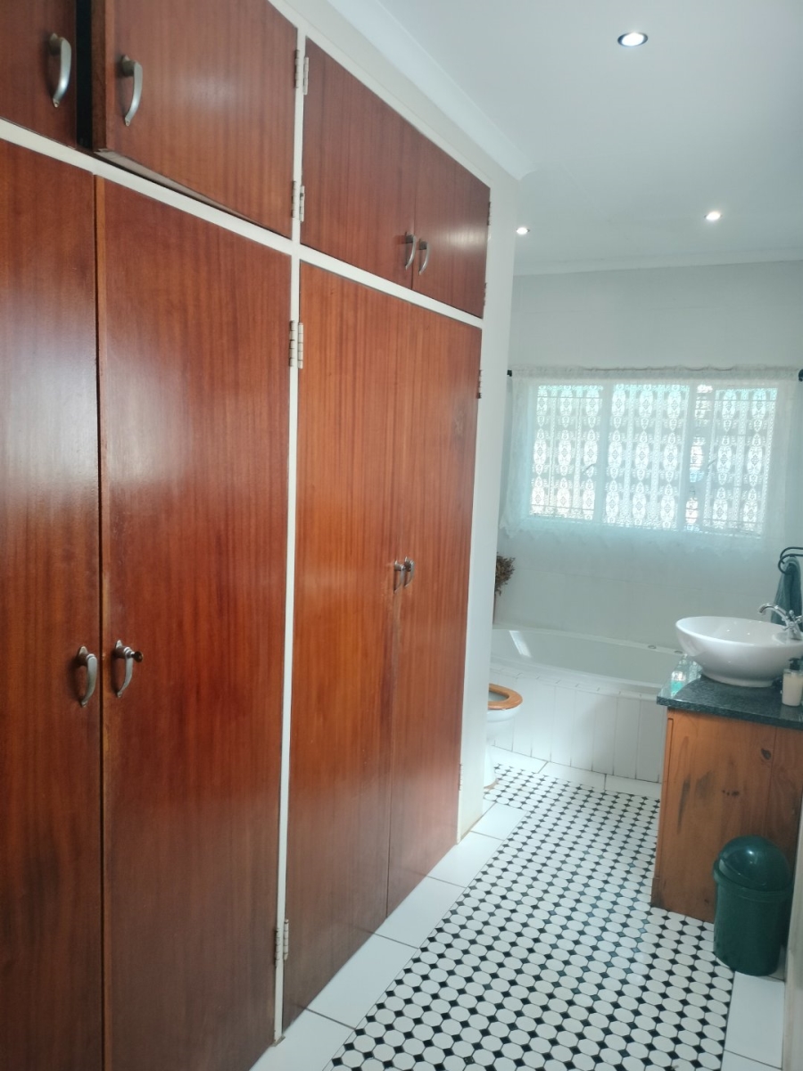 4 Bedroom Property for Sale in Sinoville Gauteng