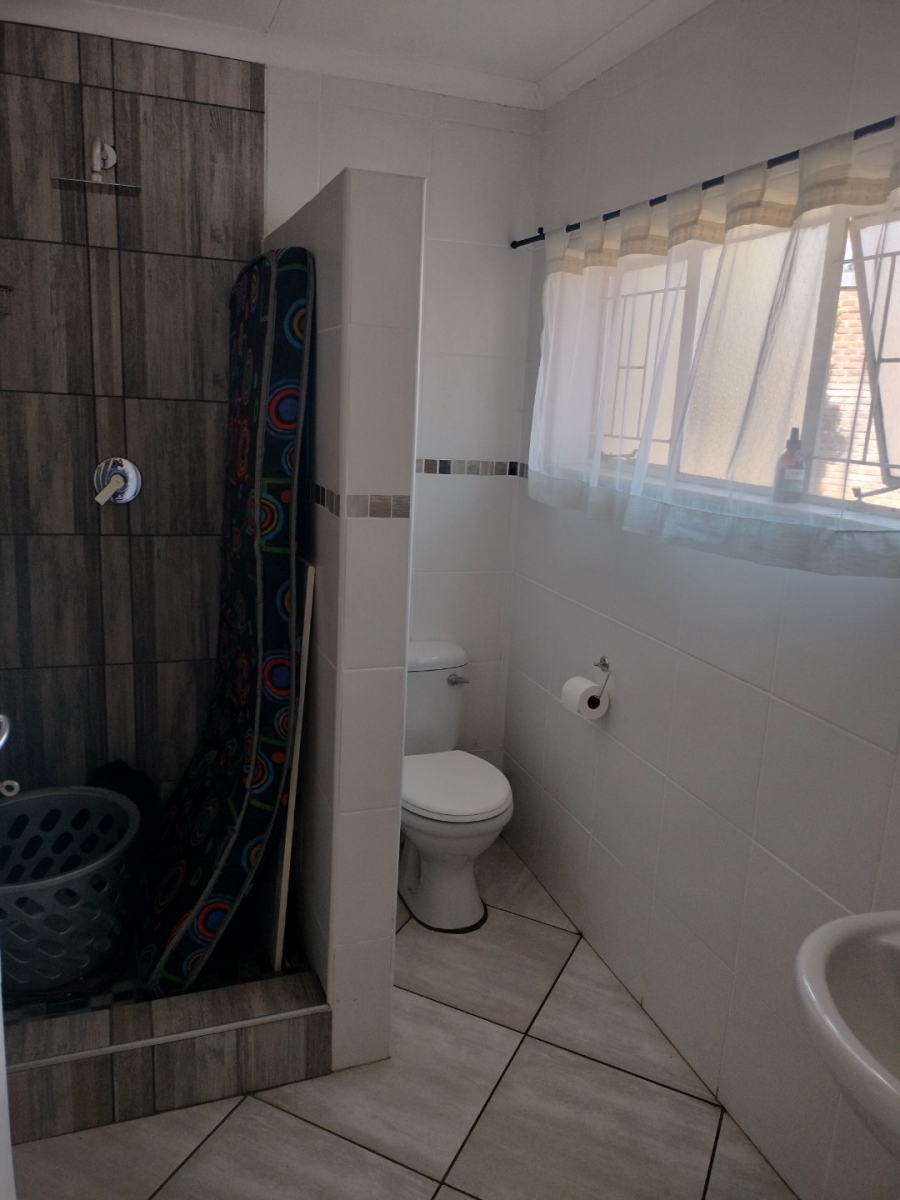 4 Bedroom Property for Sale in Sinoville Gauteng