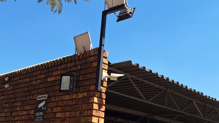2 Bedroom Property for Sale in Pretoria North Gauteng
