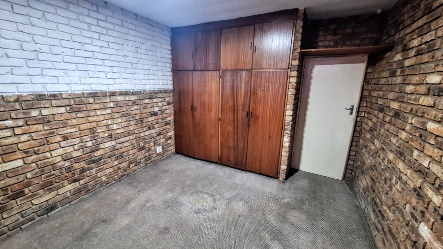 2 Bedroom Property for Sale in Pretoria North Gauteng
