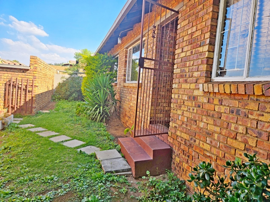 3 Bedroom Property for Sale in Terenure Gauteng
