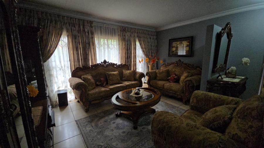 4 Bedroom Property for Sale in The Orchards Gauteng