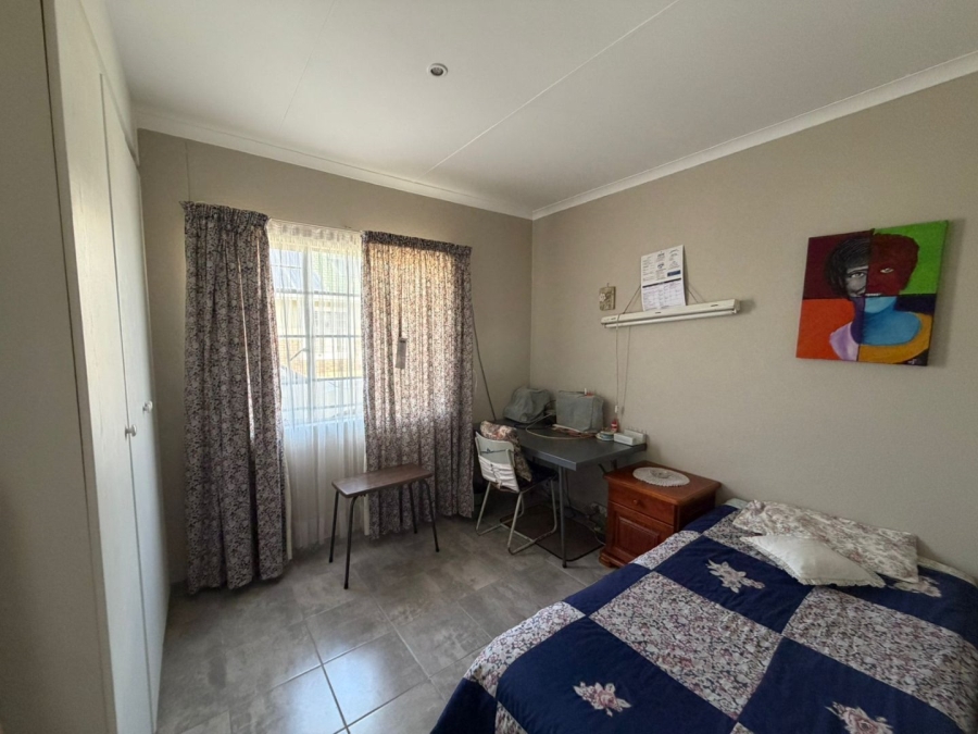2 Bedroom Property for Sale in Ninapark Gauteng