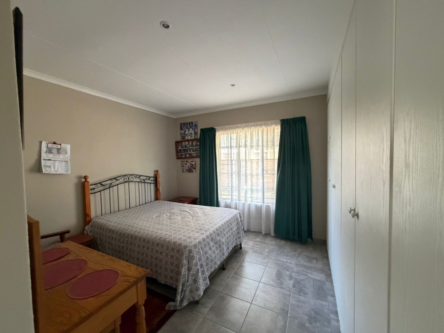 2 Bedroom Property for Sale in Ninapark Gauteng