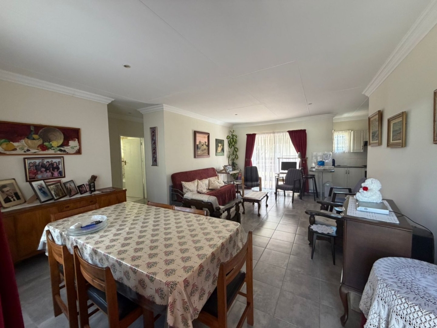 2 Bedroom Property for Sale in Ninapark Gauteng