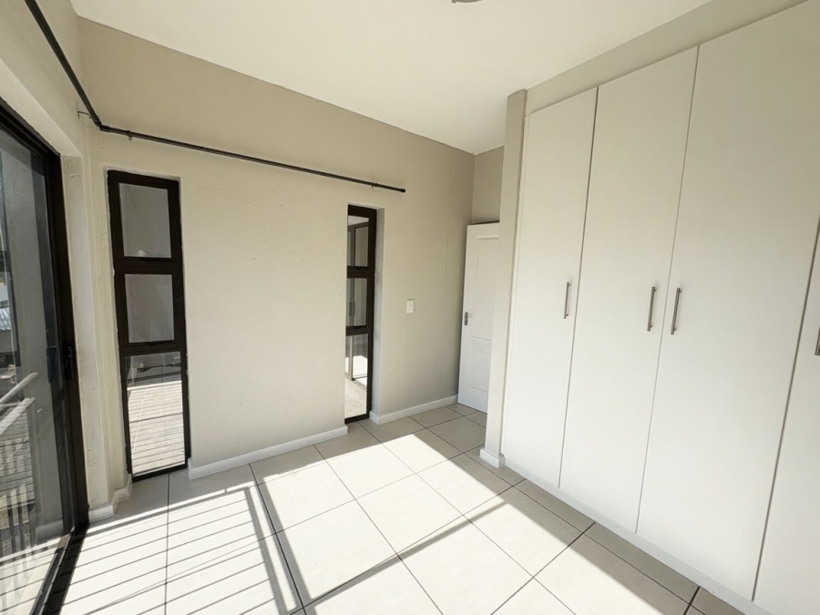 To Let 1 Bedroom Property for Rent in Florida Hills Gauteng
