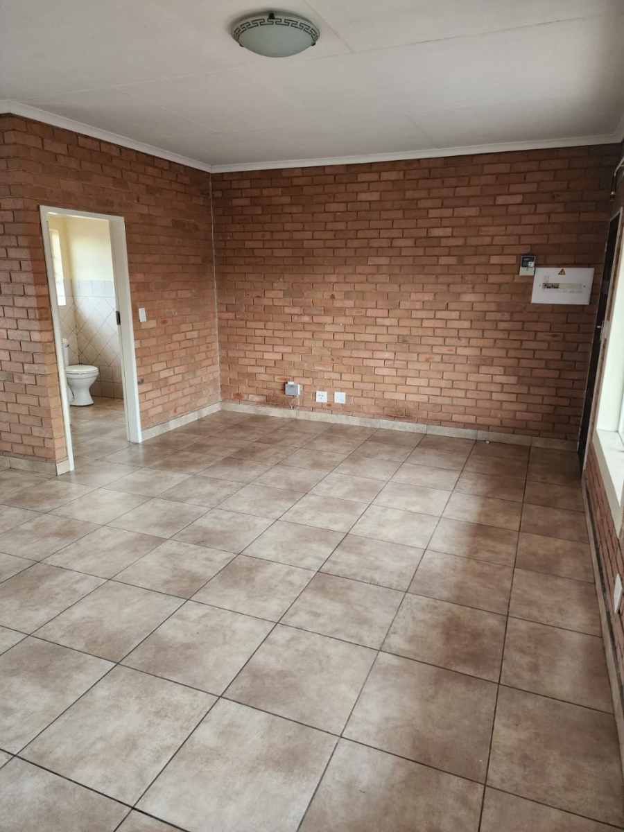 To Let 1 Bedroom Property for Rent in Witfield Gauteng