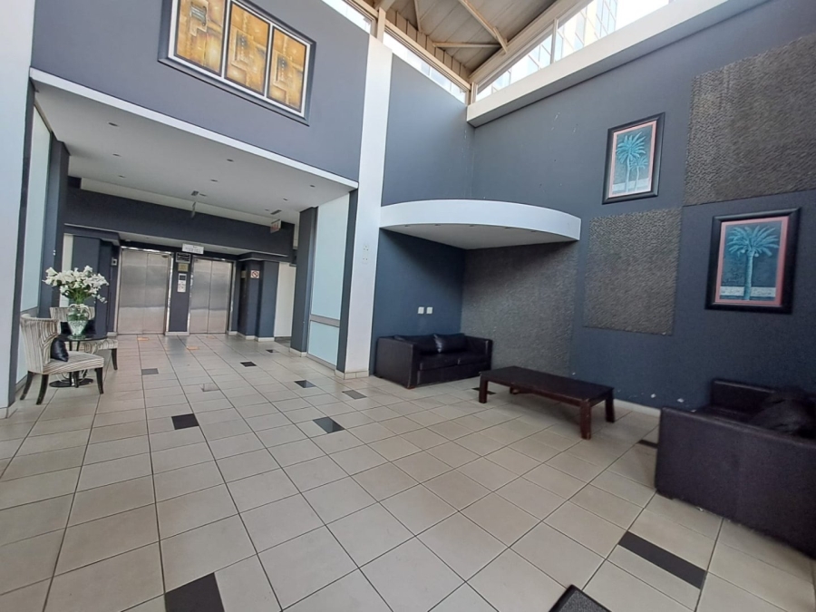 To Let 2 Bedroom Property for Rent in Bedfordview Gauteng
