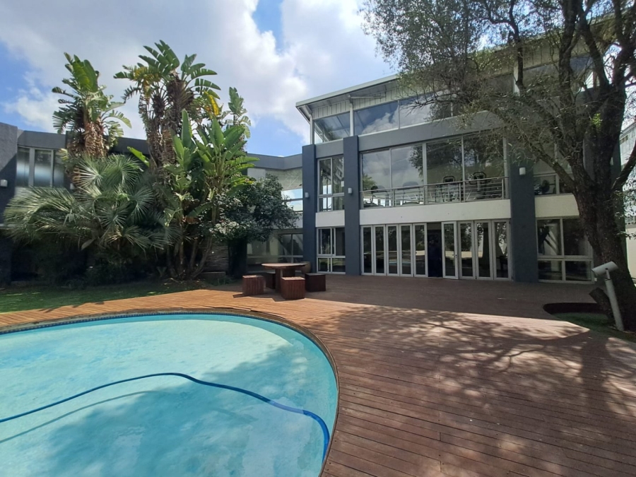 To Let 2 Bedroom Property for Rent in Bedfordview Gauteng