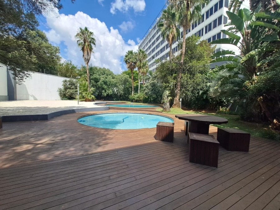 To Let 2 Bedroom Property for Rent in Bedfordview Gauteng