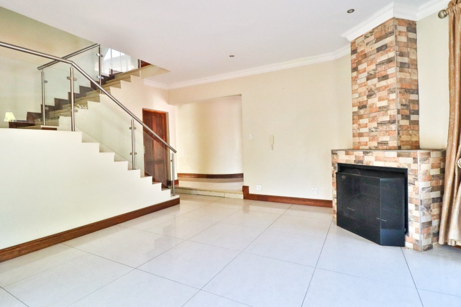 8 Bedroom Property for Sale in Garsfontein Gauteng