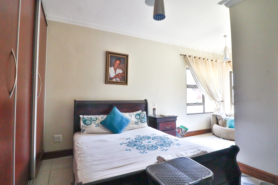 8 Bedroom Property for Sale in Garsfontein Gauteng