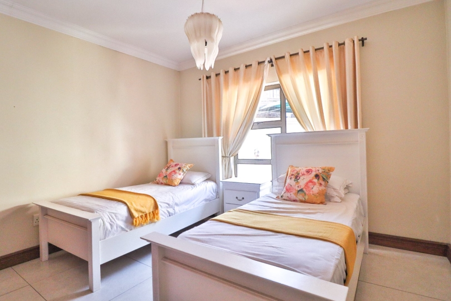 8 Bedroom Property for Sale in Garsfontein Gauteng
