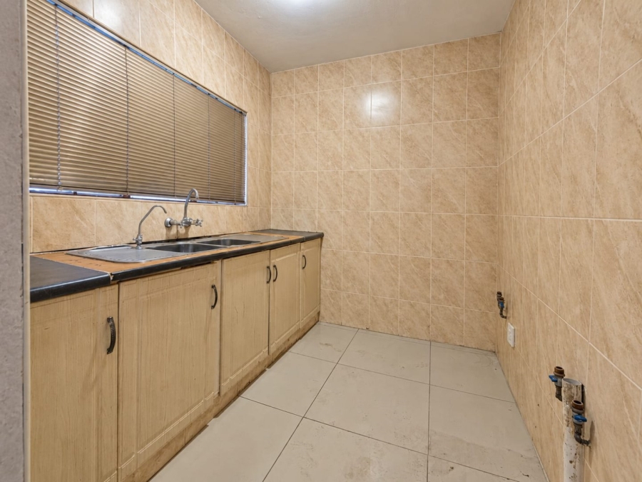 5 Bedroom Property for Sale in Doornpoort Gauteng