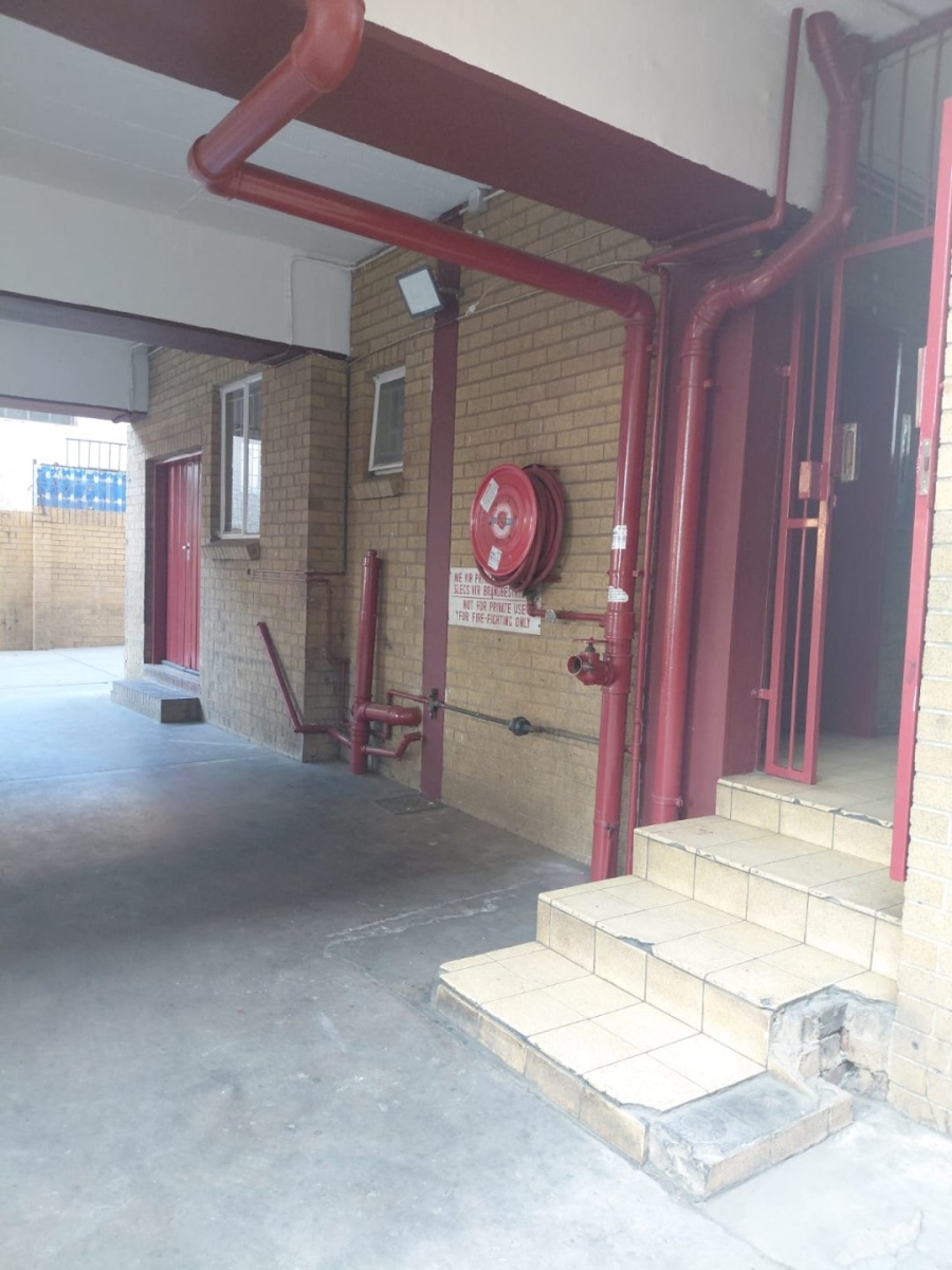 2 Bedroom Property for Sale in Pretoria West Gauteng