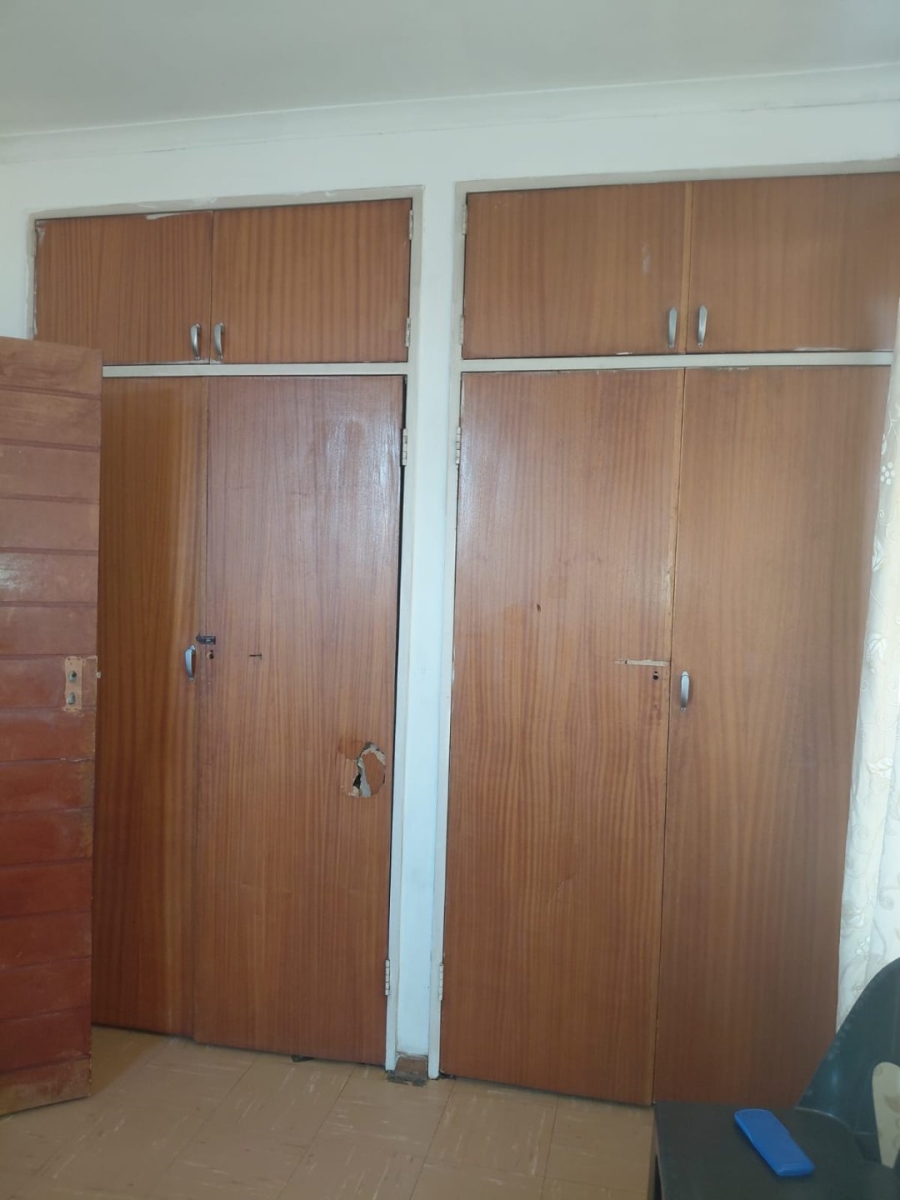2 Bedroom Property for Sale in Pretoria West Gauteng