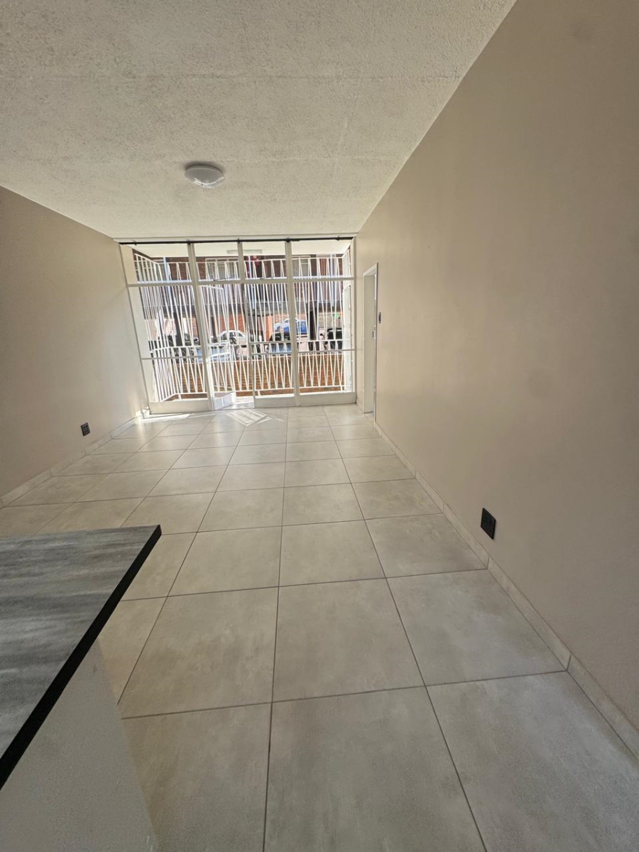 1 Bedroom Property for Sale in Wonderboom South Gauteng