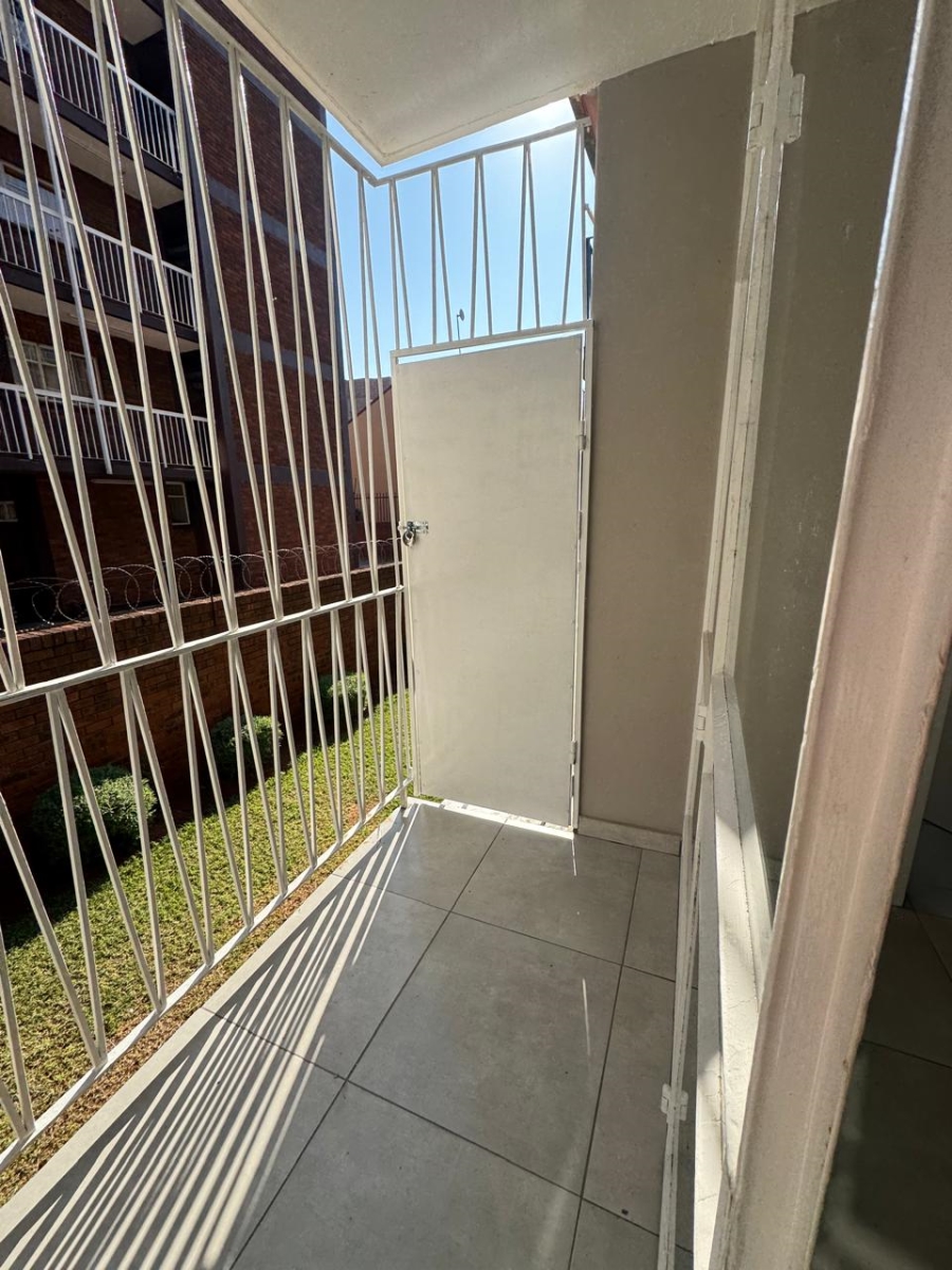 1 Bedroom Property for Sale in Wonderboom South Gauteng
