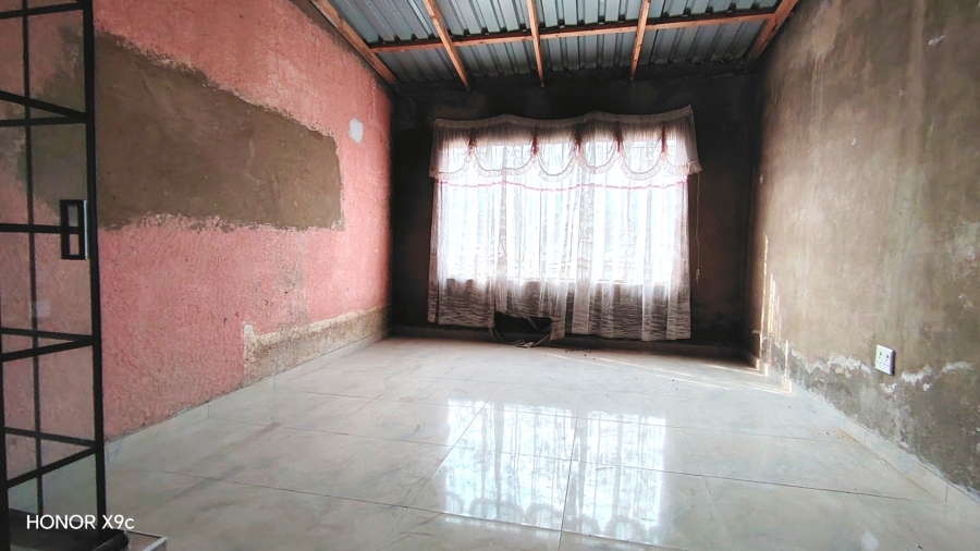 Commercial Property for Sale in Boltonwold Gauteng