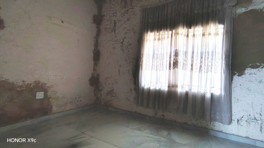 Commercial Property for Sale in Boltonwold Gauteng