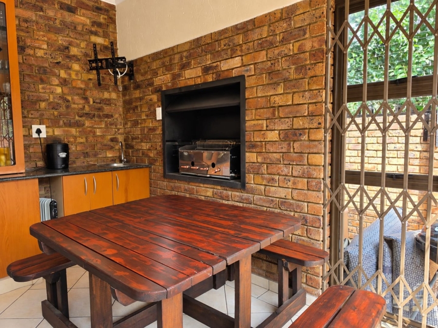 To Let 3 Bedroom Property for Rent in Bartlett Gauteng