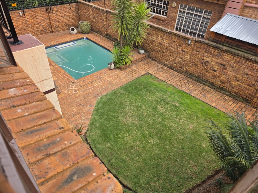 To Let 3 Bedroom Property for Rent in Bartlett Gauteng