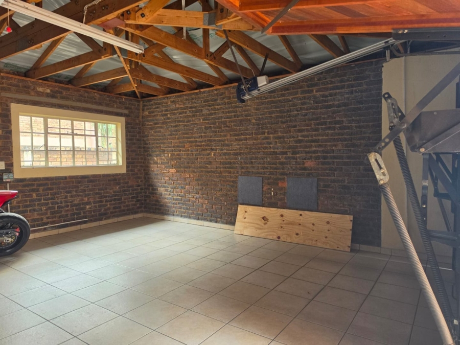 To Let 3 Bedroom Property for Rent in Bartlett Gauteng