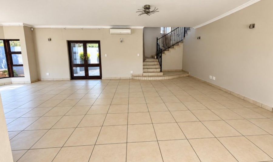 4 Bedroom Property for Sale in Willow Acres Gauteng