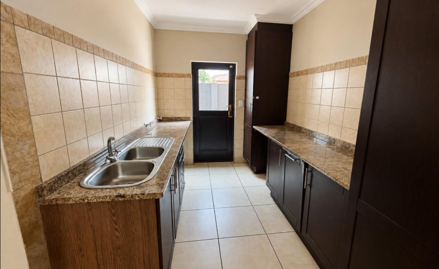 4 Bedroom Property for Sale in Willow Acres Gauteng